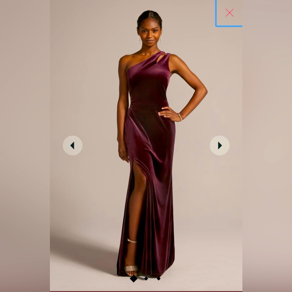 David’s Bridal cutout one-shoulder velvet gown with skirt slit Size 12